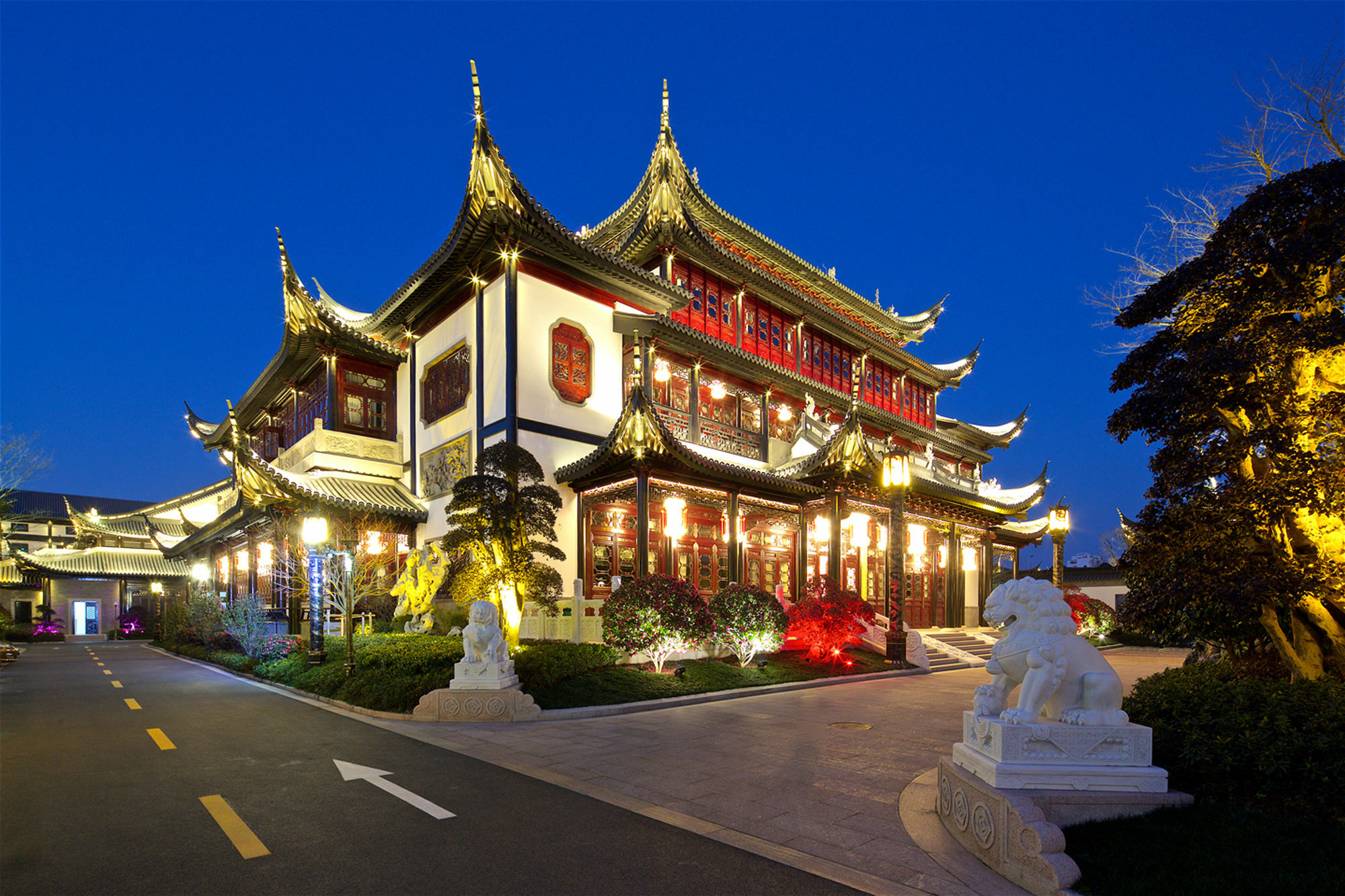 Hotel Royal Garden Shanghai-free Shuttle To And From & Pvg & Close Metro Line2 Easy To Sha New Expo Shanghai