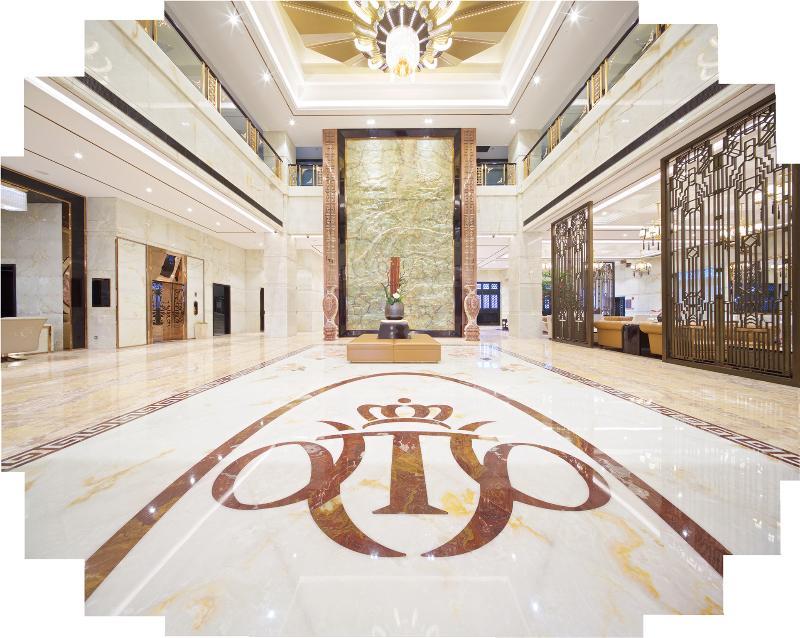 Hotel Royal Garden Hotel-disney/pudong International Airport 5*